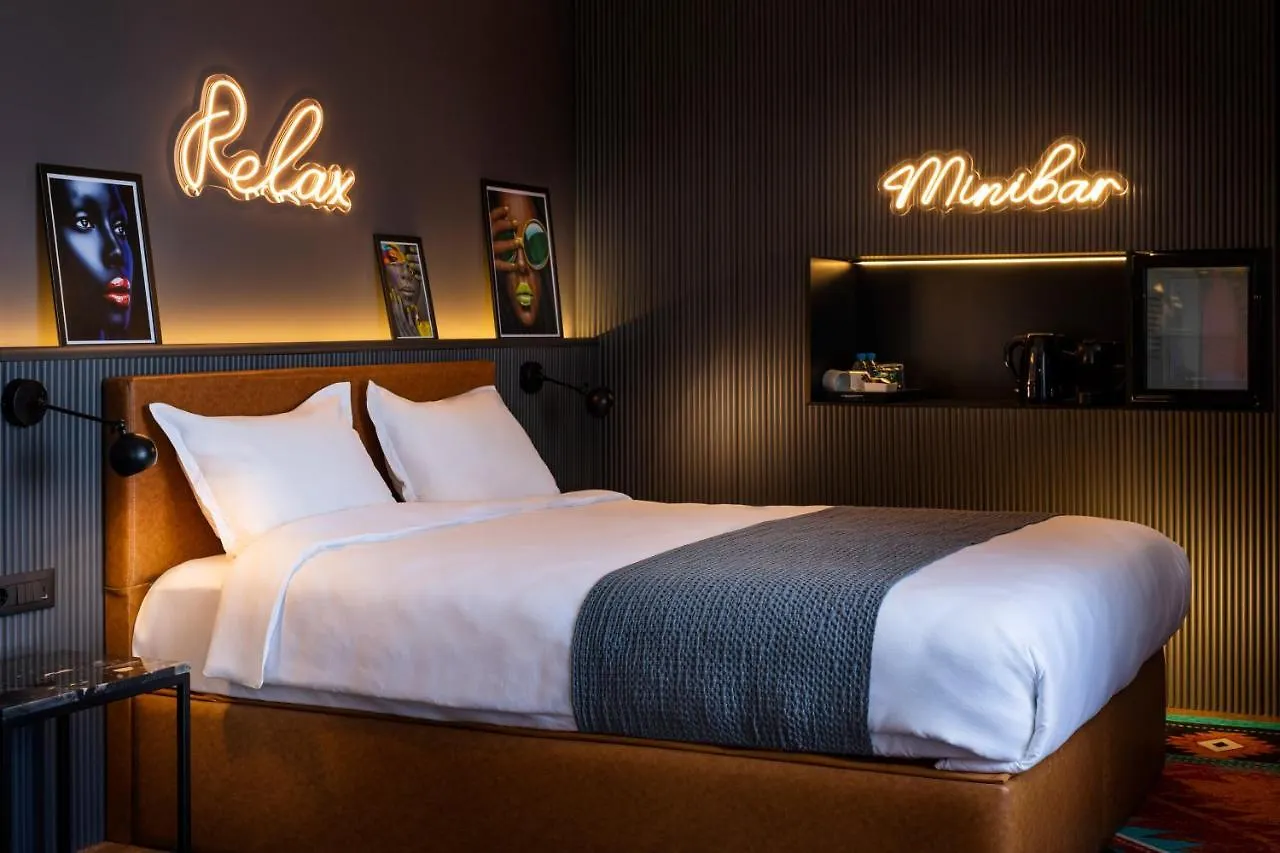 Rila Hotel Sofia 3*,